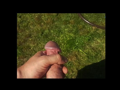 ❤️ A guapa quente recibe o seu coño rosa fodido e corre cun chorro nun xardín de verán ️❌ Porno duro en % gl.taxiporec.top %